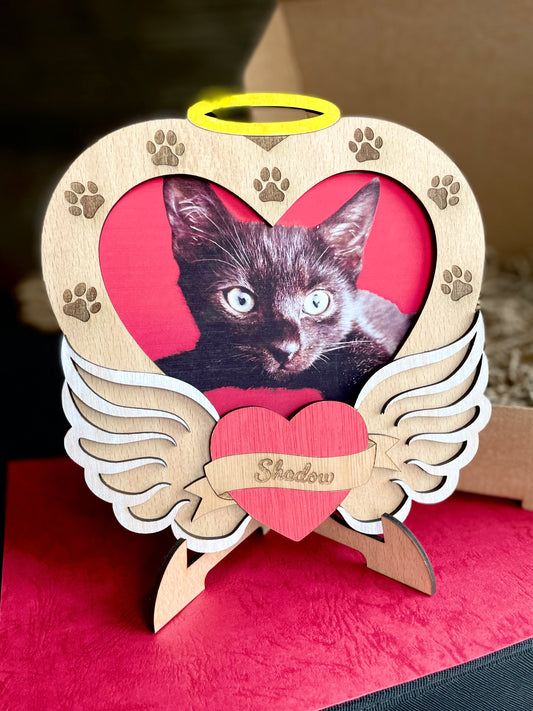 Wooden Angel Wing Heart Pet Photo Frame – Wall Hanging – Personalisable (NATURAL/RED/WHITE/YELLOW)